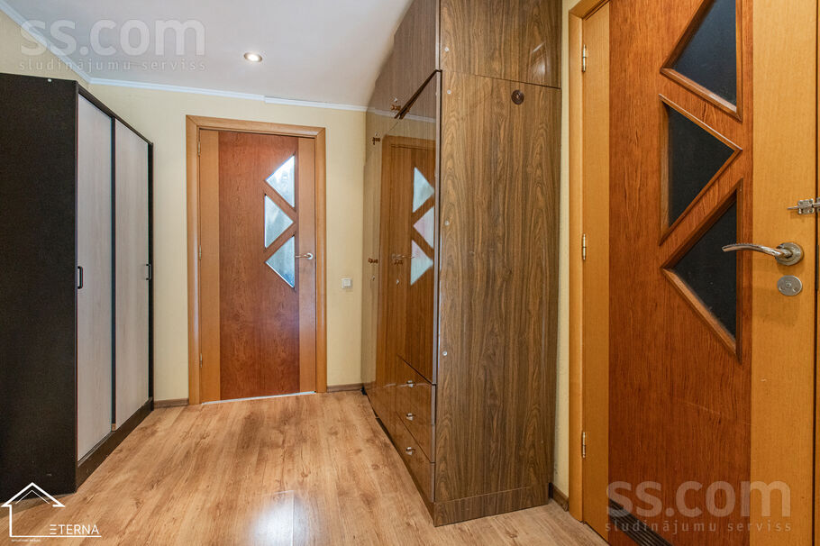 Latgales 191a, Rīga — birojs