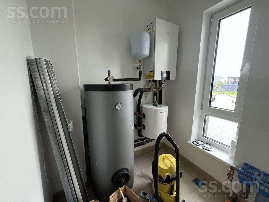 Petera 30, Mārupe, Rīgas rajons, Mārupes pag. — maja