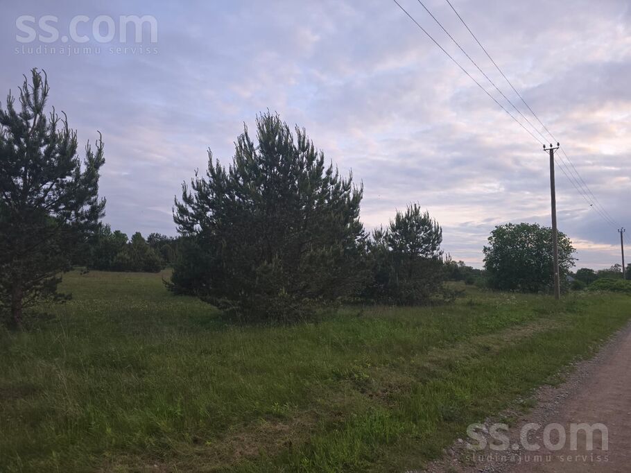 Bernāti, Bernāti, Liepāja un raj., Nīcas pag. — zeme