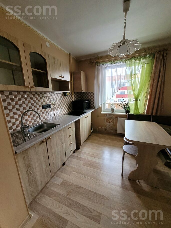 18 52, Saldus un raj., Brocēni — dzivoklis