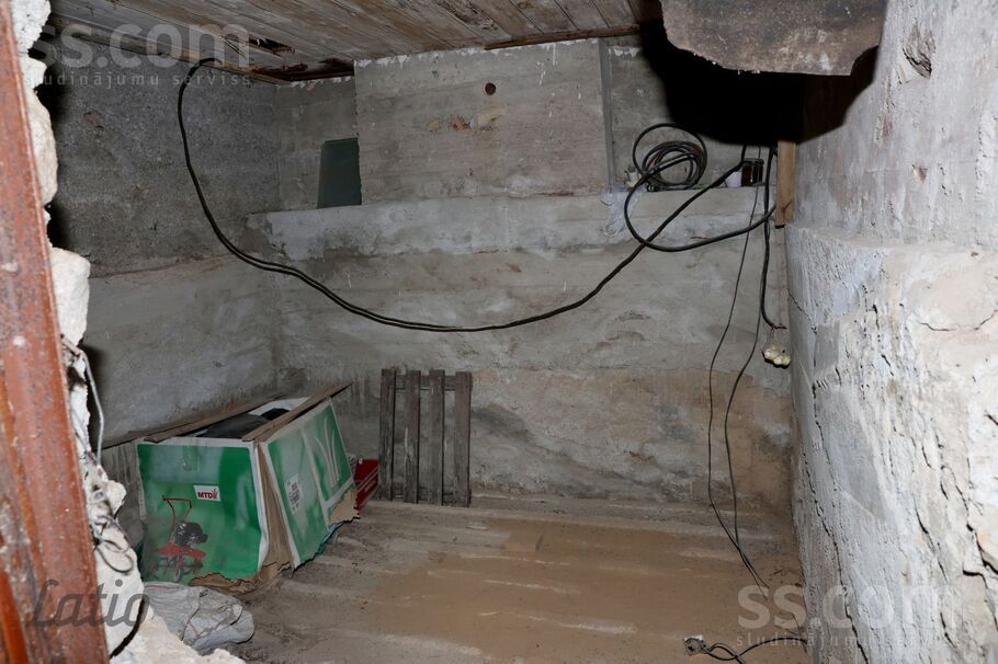 Lauktehnika 51 51, Lauktehnika, Jēkabpils un raj., Kūku pag. — maja