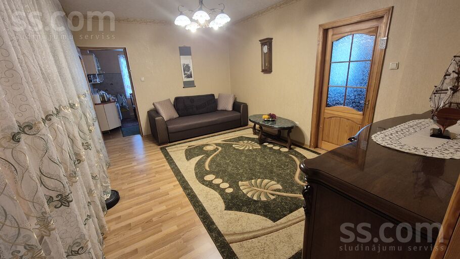 Alberta iela 8, Daugavpils un raj., Daugavpils — maja