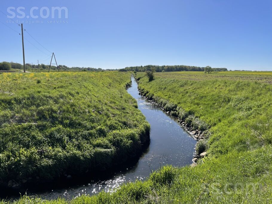 Bez ielas 1, Rokaiži, Liepāja un raj., Kazdangas pag. — maja