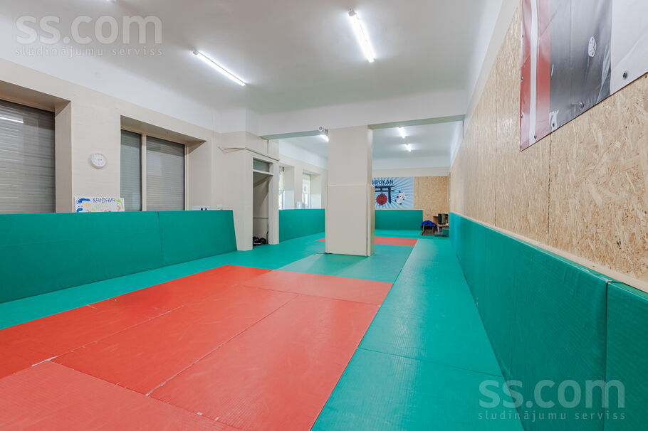 Saulkalnes 18, Rīga, Ziepniekkalns — telpa