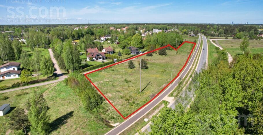 Ķekavas iela, Rīgas rajons, Baloži — zeme