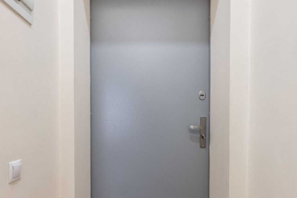 Sparģeļu iela 10, Rīga