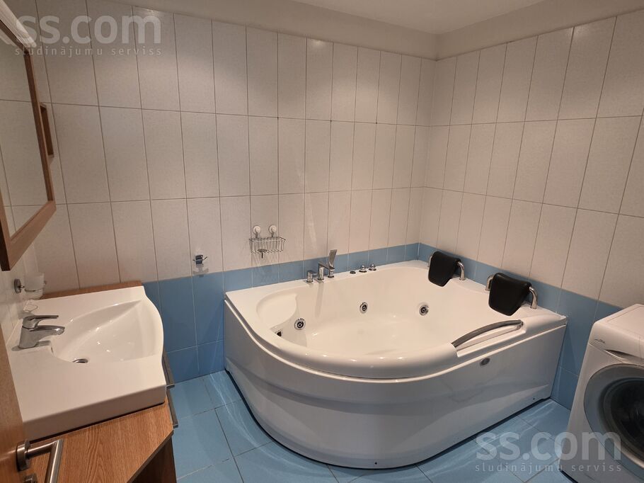 Zemturu 7, Mārupe, Rīgas rajons, Mārupes pag. — dzivoklis