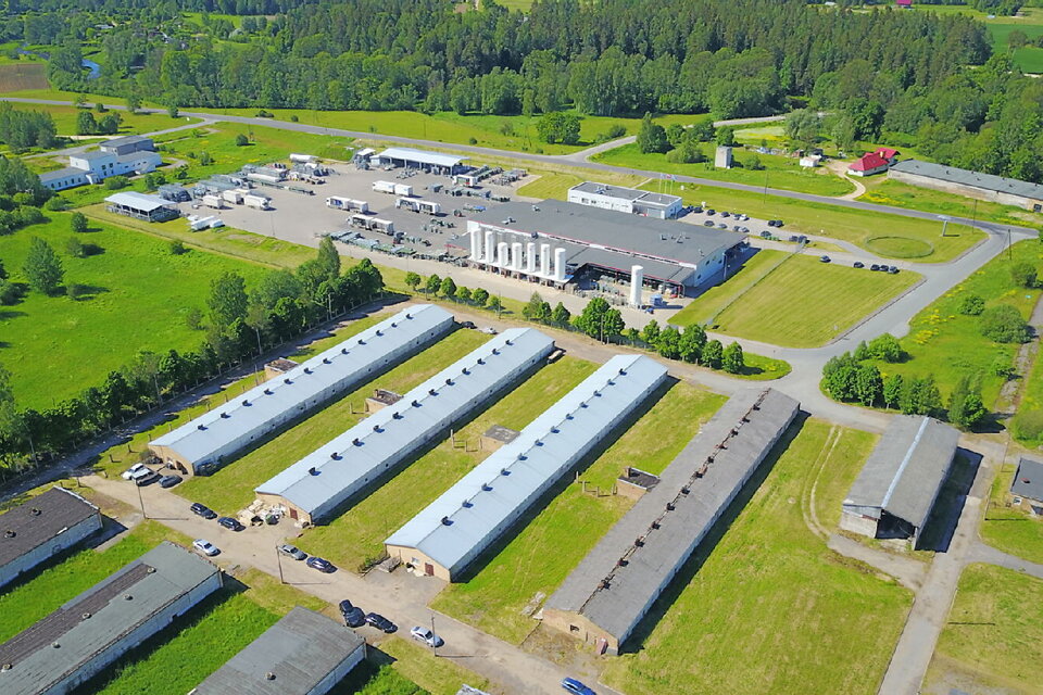 Putnu iela 3, Zaķumuiža, Ropažu nov.