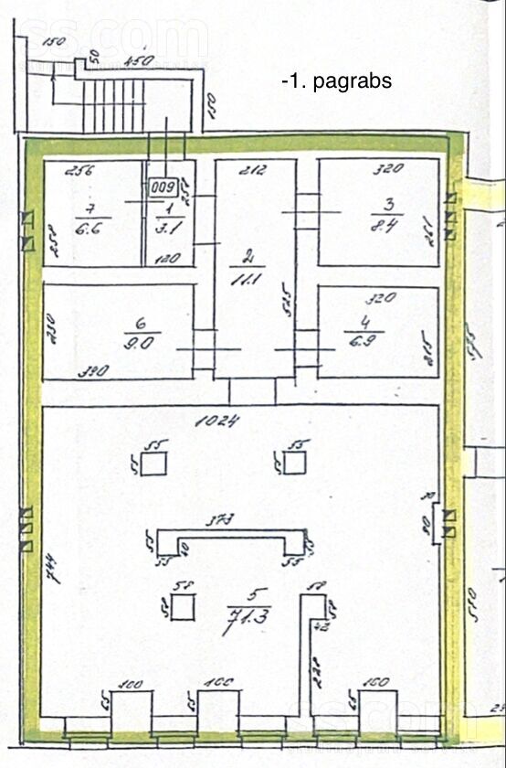Lastādijas 42, Rīga — maja