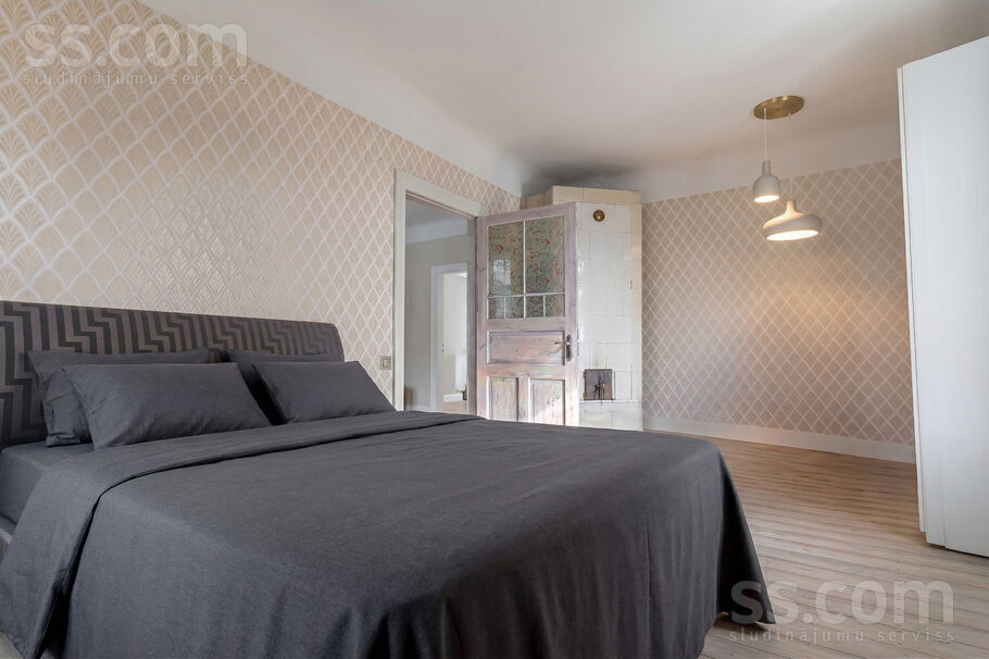 Zeļļu 13, Rīga — dzivoklis