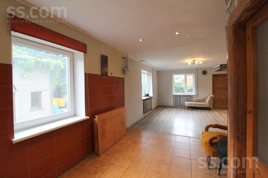 Usmas iela 15, Liepāja un raj., Liepāja — maja