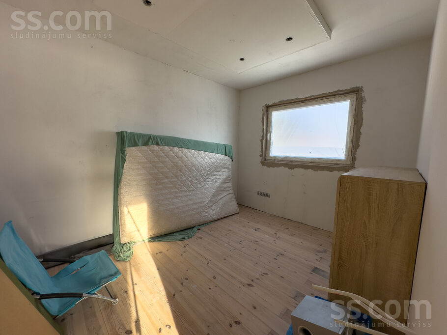 Dzintara iela 11, Engure, Tukums un raj., Engures pag. — maja