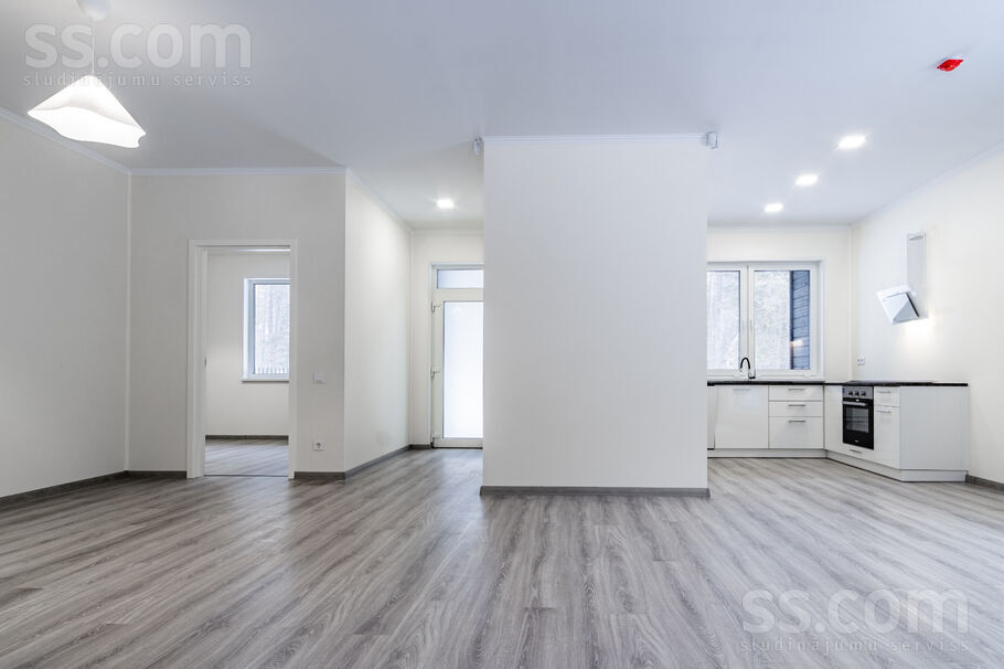 Elizabetes 24, Spilve, Rīgas rajons, Babītes pag. — maja