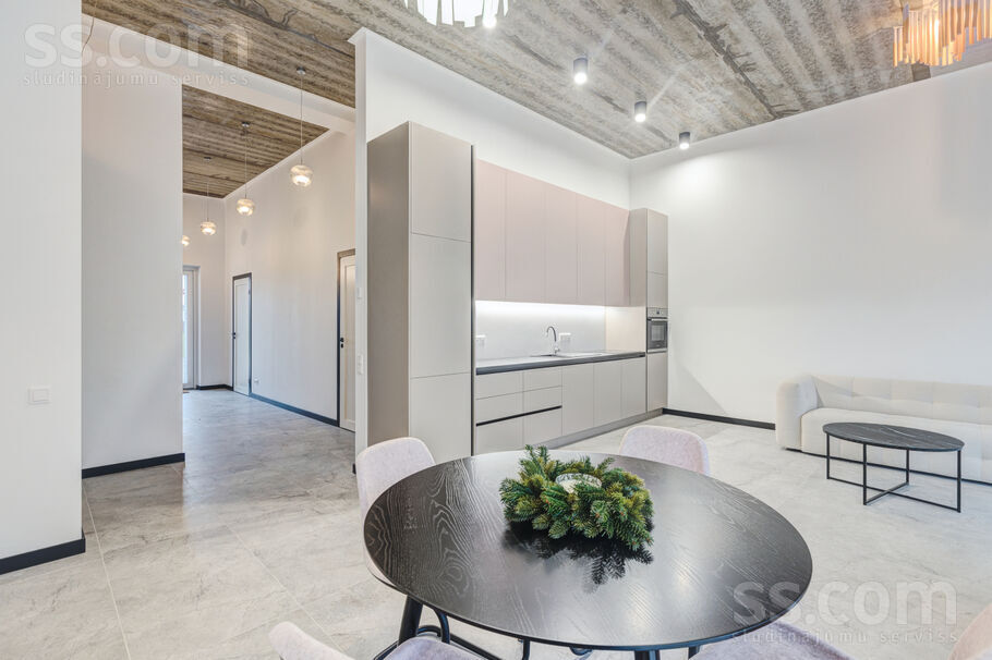 Rītausmas iela 1, Mārupe, Rīgas rajons, Mārupes pag. — maja