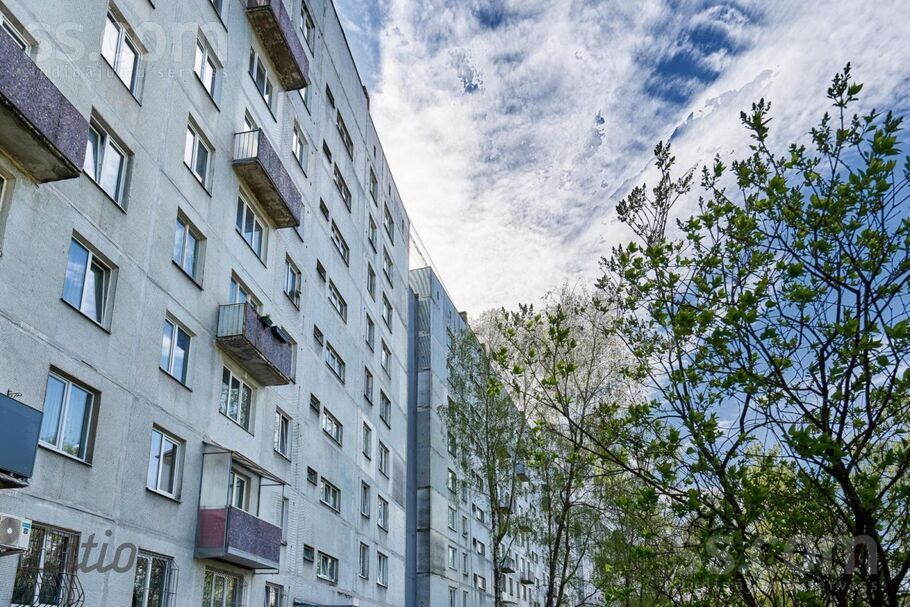 Dzelzavas 39, Rīga — dzivoklis