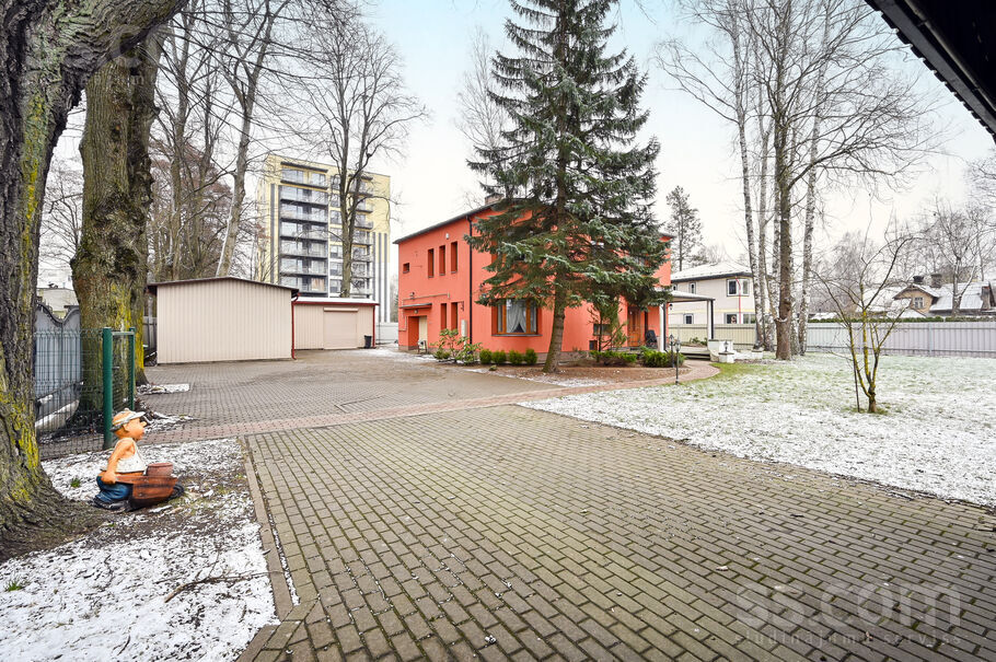 Jūrmalas g. 106, Rīga — maja