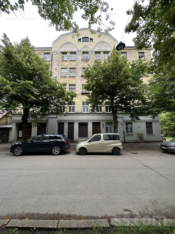 Zvaigžņu 21, Rīga — dzivoklis