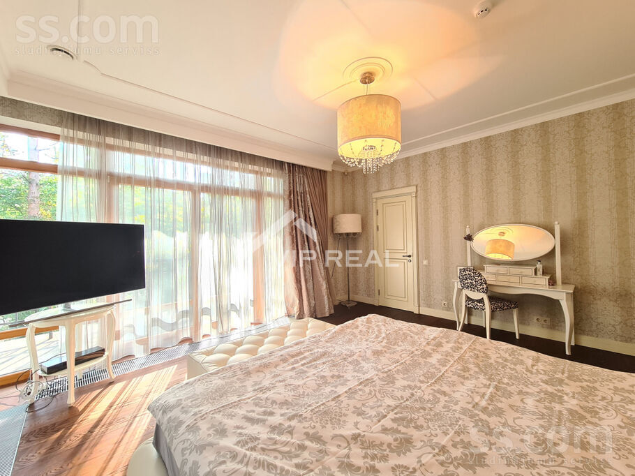 Madonas, Jūrmala — maja