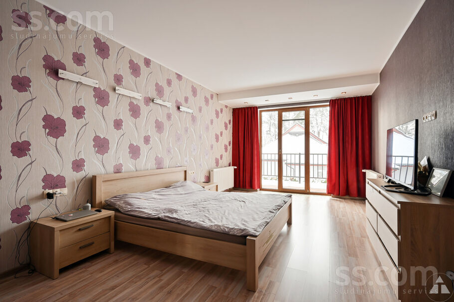 Saulpādes, Turkalne, Ogre un raj., Ikšķiles l. t. — maja