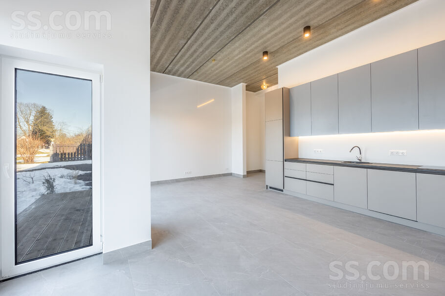 Rītausmas iela 1, Mārupe, Rīgas rajons, Mārupes pag. — maja