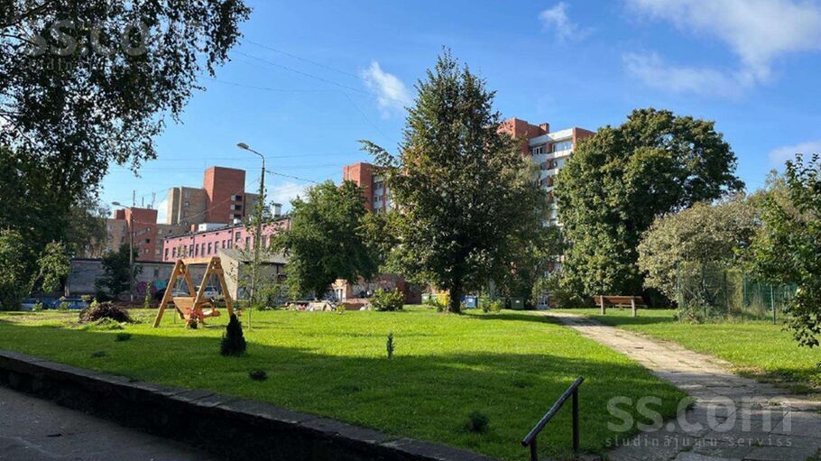 Hospitāļu 7b, Rīga — zeme