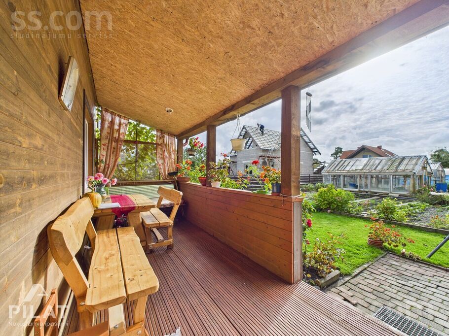 Devītā iela 2, Šķēde, Liepāja un raj., Medzes pag. — maja