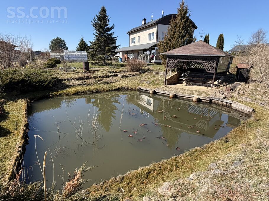 Zušu 7, Ogre un raj., Ikšķile — maja