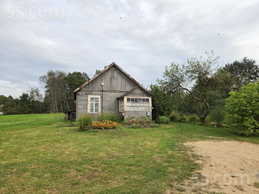 Skolas iela 9, Šķeltova, Krāslava un raj., Šķeltovas pag. — maja