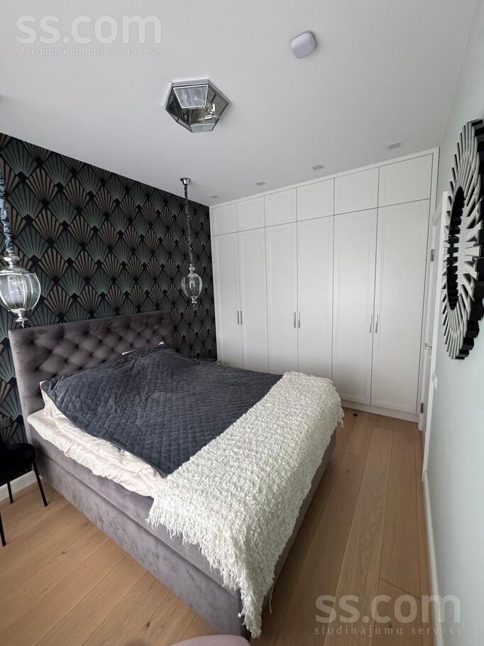 Dzintaru Prospekts 48k1, Jūrmala — dzivoklis