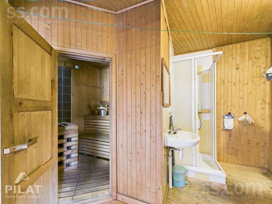 Ābeļu iela 3, Liepāja un raj., Liepāja — maja