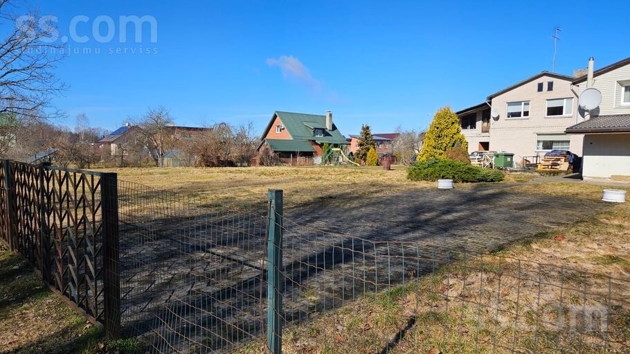 Niedru 8, Cēsis un raj., Cēsis — zeme