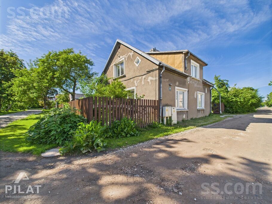 Egļu iela 30, Liepāja un raj., Liepāja — maja