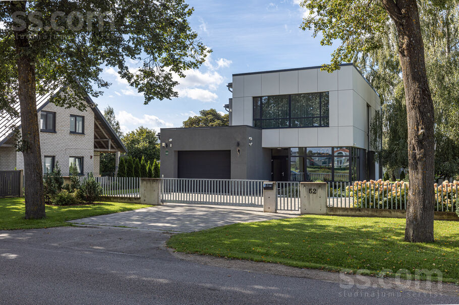 Lielā iela 52, Mārupe, Rīgas rajons, Mārupes pag. — maja