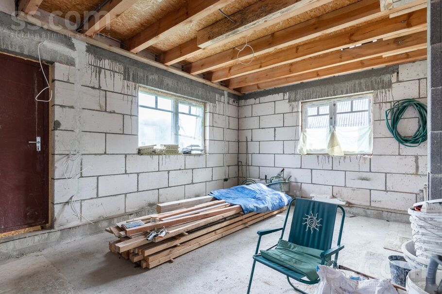 Viesturi 27, Viesturi, Jelgava un raj., Glūdas pag. — maja