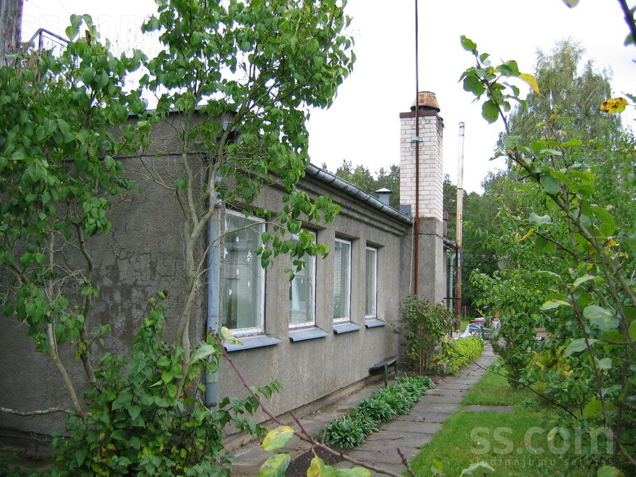 Saules iela 4, Roja, Talsi un raj., Rojas pag. — maja