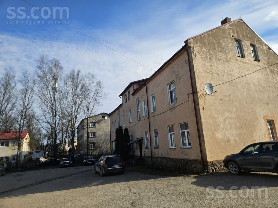 Dzirnavu iela 3, Alūksne un raj., Alūksne — dzivoklis