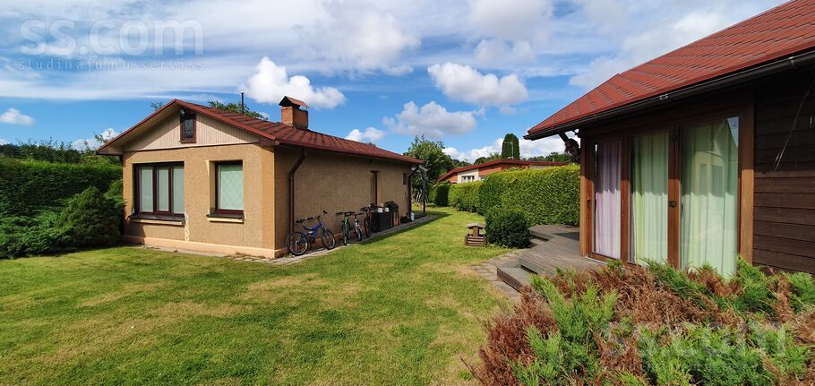 Saules 37, Zvejniekciems, Rīgas rajons, Saulkrastu l. t. — maja