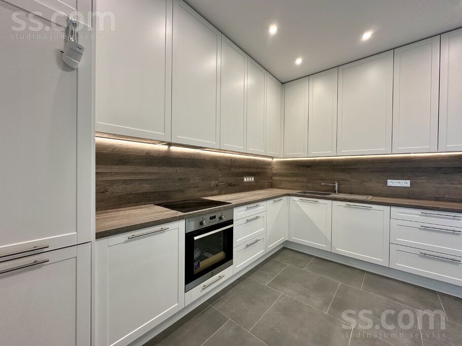 Āķu iela 1, Baltezers, Rīgas rajons, Ādažu nov. — maja