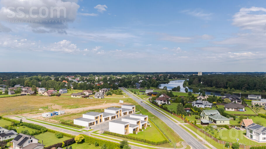 Podnieku iela, Ādaži, Rīgas rajons, Ādažu nov. — maja