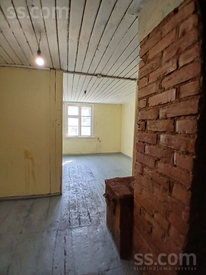 Rīgas 9, Valmiera un raj., Rūjiena — dzivoklis