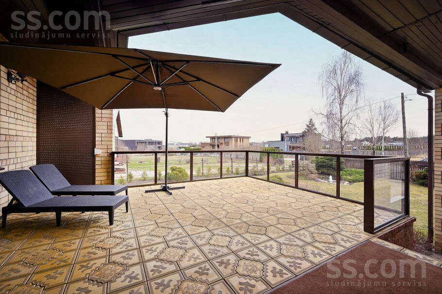 Tulpju iela 11, Katlakalns, Rīgas rajons, Ķekavas pag. — maja