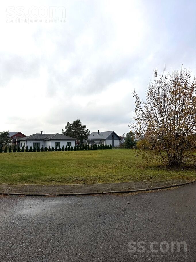 Briežu iela 36, Lapsas, Rīgas rajons, Babītes pag. — zeme