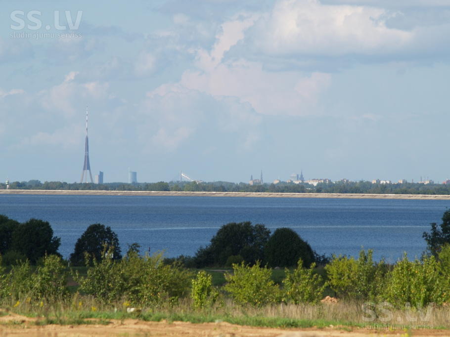 Pludmales iela, Bērzmente, Rīgas rajons, Ķekavas pag. — zeme