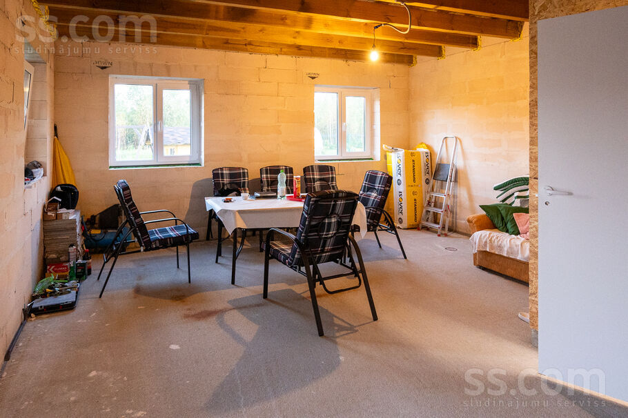 Anniņas 9, Mežezeri, Rīgas rajons, Salaspils l. t. — maja