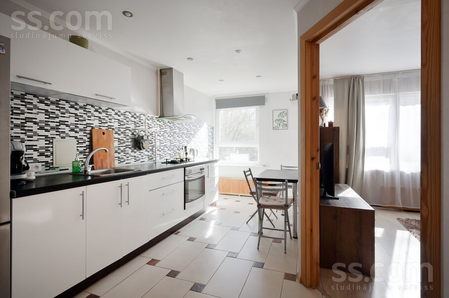 Jāņa Pliekšāna 98, Jūrmala — dzivoklis