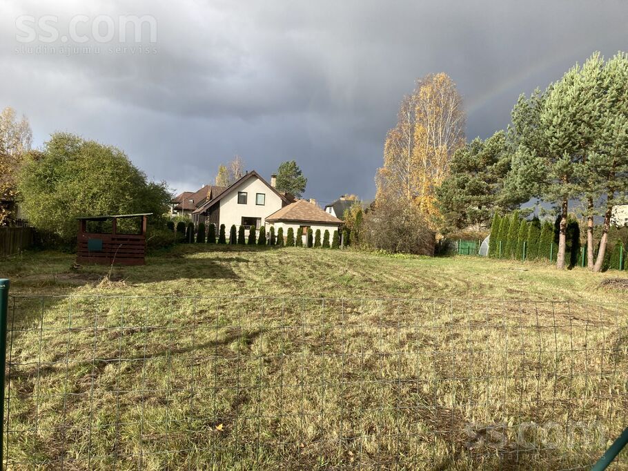 Pūpolu 10, Ozolnieki, Jelgava un raj., Ozolnieku pag. — zeme