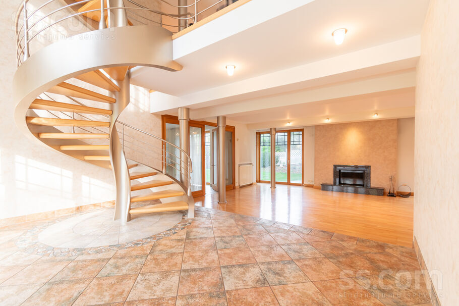 Parka iela 2, Jūrmala — maja