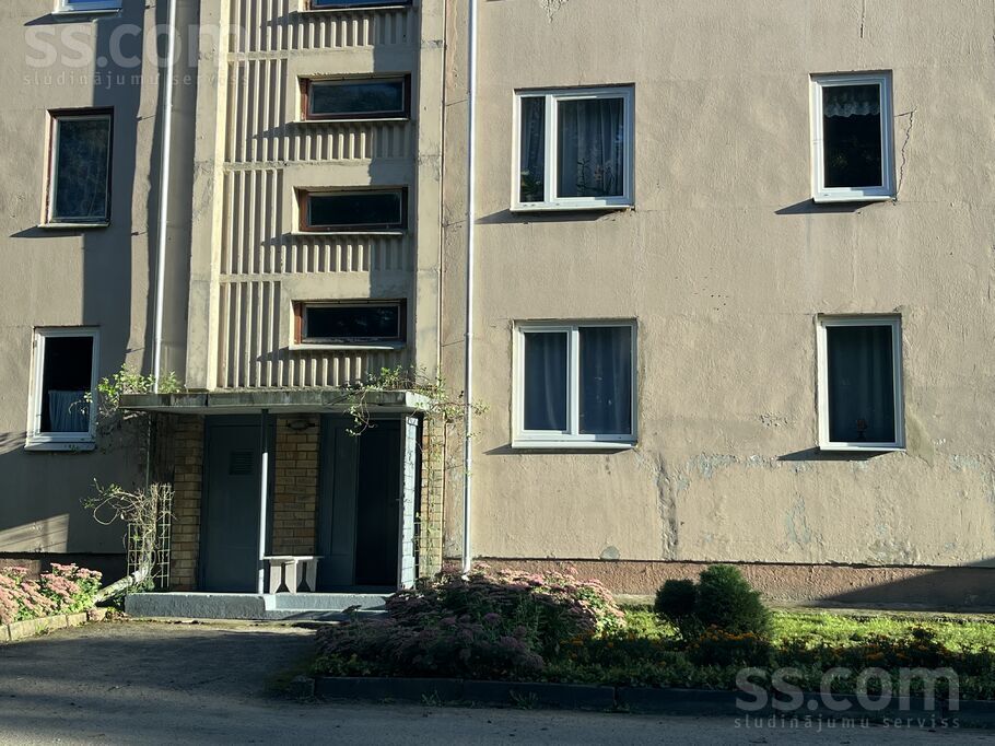 Zelmeņu iela 1, Lestene, Tukums un raj., Lestenes pag. — dzivoklis