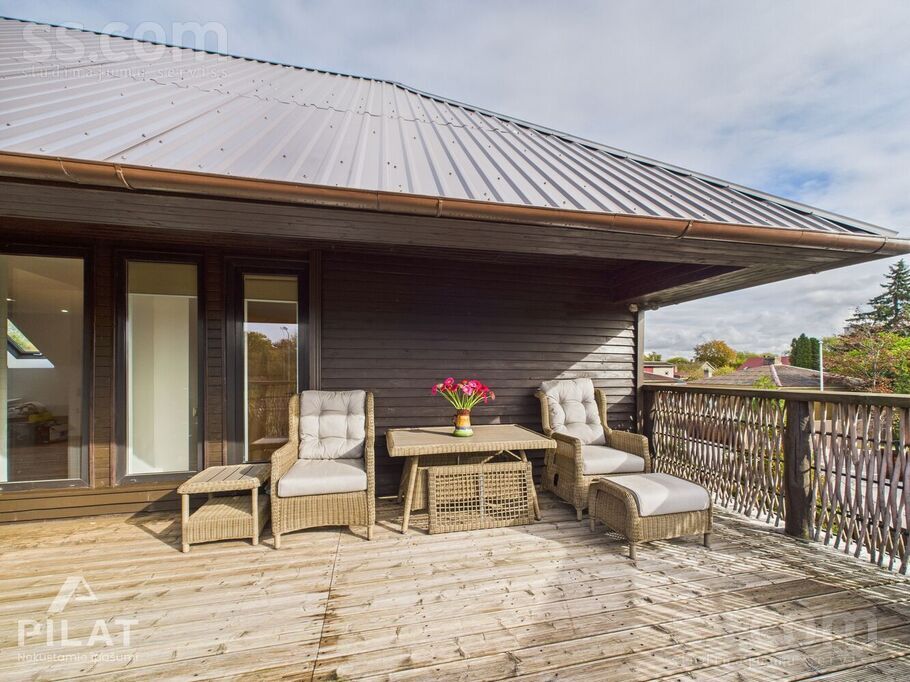 Ābeļu iela 3, Liepāja un raj., Liepāja — maja