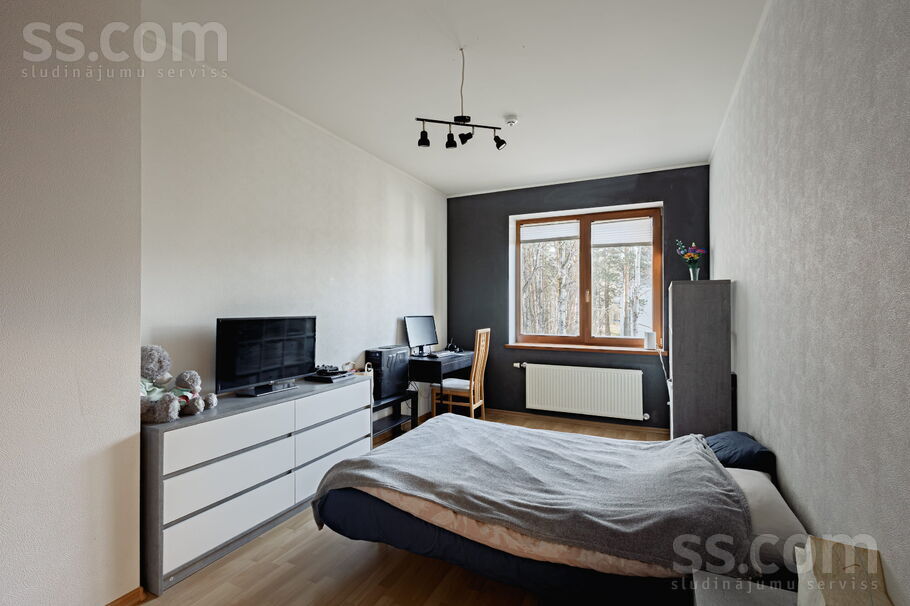 Jūrkalnes 75, Rīga — maja